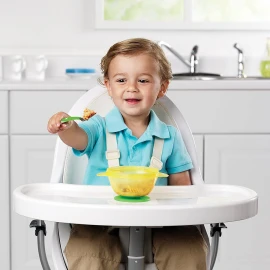 7637